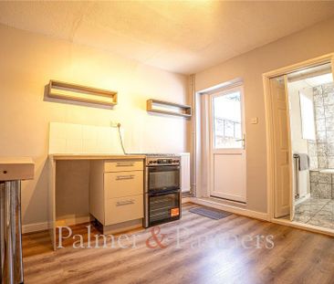 2 bedroom terraced house to rent - Photo 1