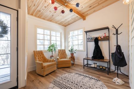 For Lease - 9 Napier Street, Vaughan, Ontario - Photo 3