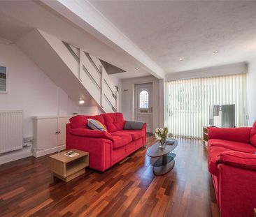 2 bedroom terraced house to rent - Photo 4