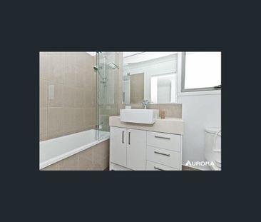 Modern Dual-Level Townhouse – Low-Maintenance Living in a Convenien... - Photo 4