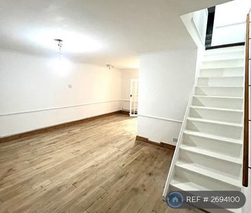 3 bedroom terraced house to rent - Photo 1