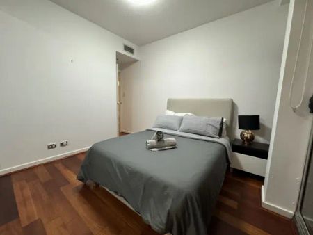 2 bed 2 bath - Photo 5