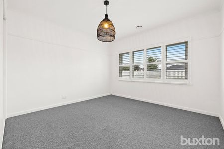 Charming Fully Renovated 3-Bedroom Home in Prime Mentone Location! - Photo 2