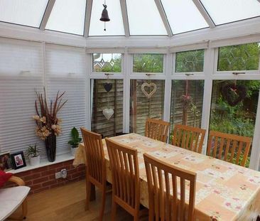 Cornbrash Rise, BA14 - Photo 4