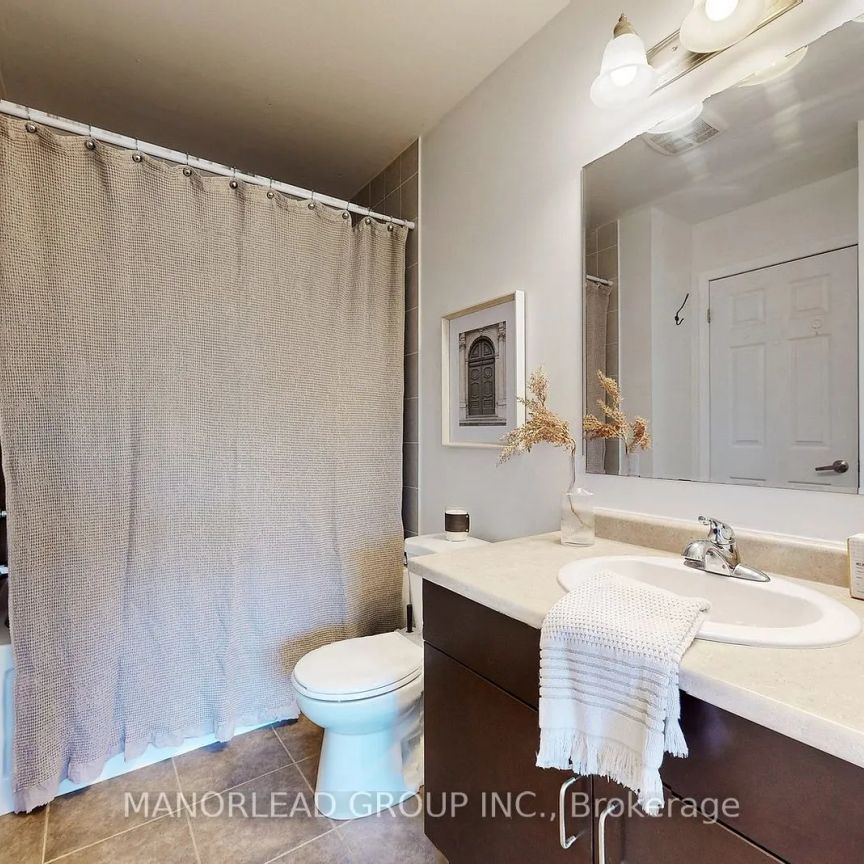 Detached Home For Lease | N9257154 - Photo 1