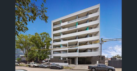 IDEAL LOCATION! - Photo 5