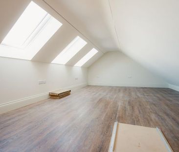 2 bedroom detached house to rent - Photo 2