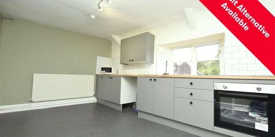 High Street, Winterbourne, Bristol, Gloucestershire, BS36 - Photo 3