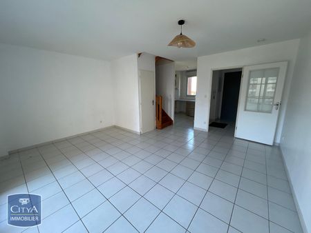 Location Appartement 3 pièces 63m² AGEN 47000 - Photo 2