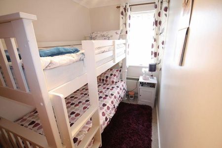 2 bedroom terraced house to rent - Photo 3