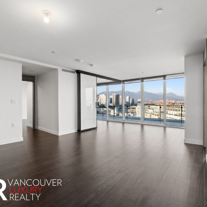 Condo in Vancouver West Side, BC - Photo 1
