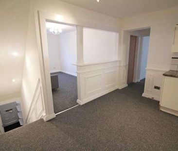 Bolton Road, BL8 - Photo 3