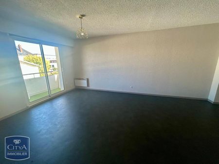 Location Appartement 2 pièces 54m² CHOLET 49300 - Photo 2