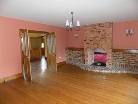 4 bedroom detached house to rent - Photo 5