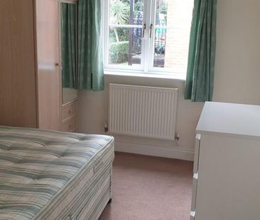 2 bedroom flat to rent - Photo 6