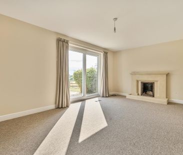 3 bedroom detached house to rent - Photo 2