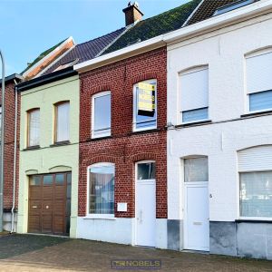 Te huur, gesloten bebouwing met stadskoer te Ronse - Photo 2