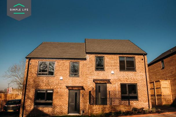 4 bedroom semi-detached house to rent - Photo 1