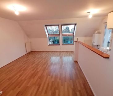 PONT PEAN: A LOUER- Bon emplacement dans la commune et au calme, sa... - Photo 5