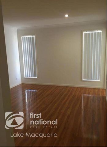 Modern 4-Bedroom Family Home - Photo 5