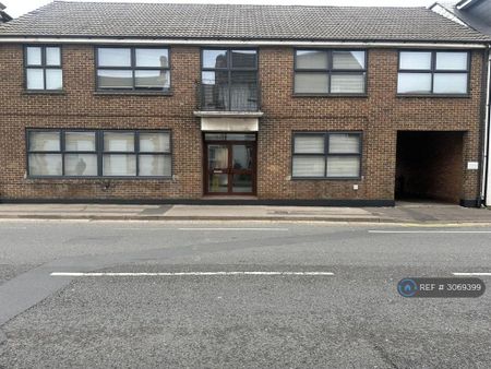1 bedroom flat to rent - Photo 2
