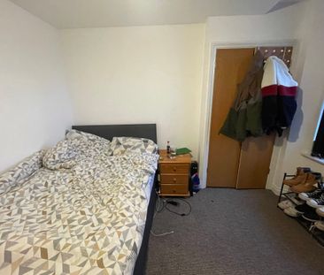 30 Ermington Terrace, Flat 5 - Photo 4