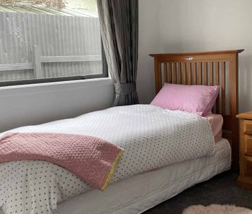 Shines bright like a diamond - Photo 2