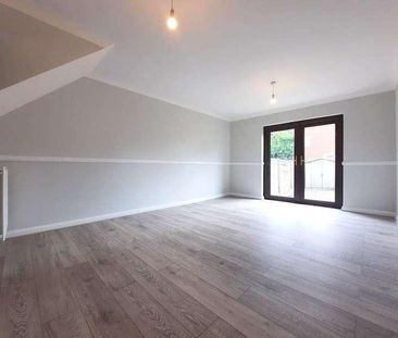 Kilross Road, Bedfont, TW14 - Photo 2