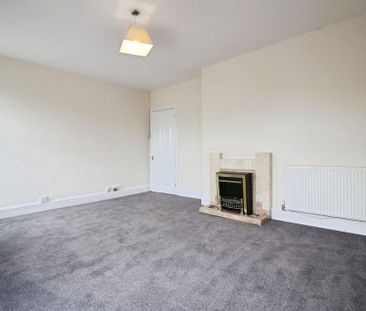 2 bedroom maisonette to rent - Photo 2