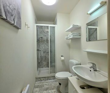 Studio - à louer - Photo 3