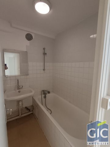 Location Appartement 1 pièce 32m² - Photo 3