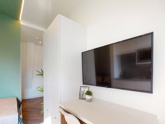 Studio to rent - Photo 1