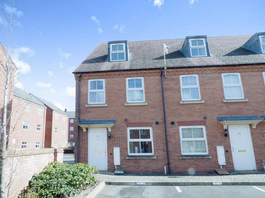 3 bedroom semi-detached house to rent - Photo 1