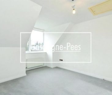 Town Centre, RG21 - Photo 2