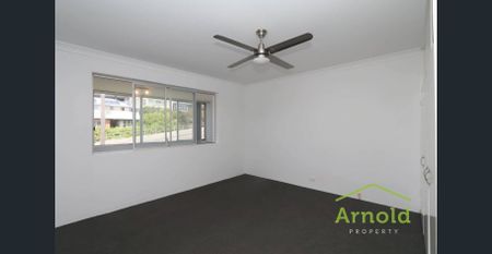 ENVIABLE BEACHSIDE LIFESTYLE - Photo 5