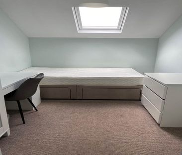 5 bed house to rent in Magdalen Road, Exeter, EX2 - Photo 1