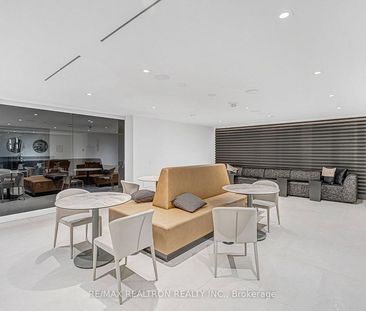 For Lease - 3 Rosewater Street Unit# 211W, Richmond Hill, Ontario - Photo 2