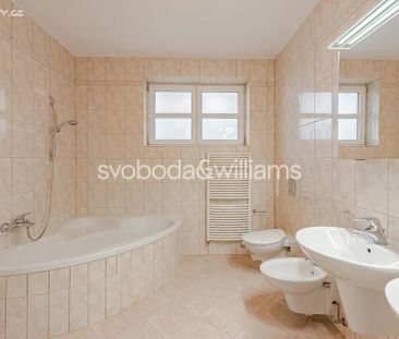 Pronájem rodinného domu 269 m², pozemek 814 m² - Photo 5