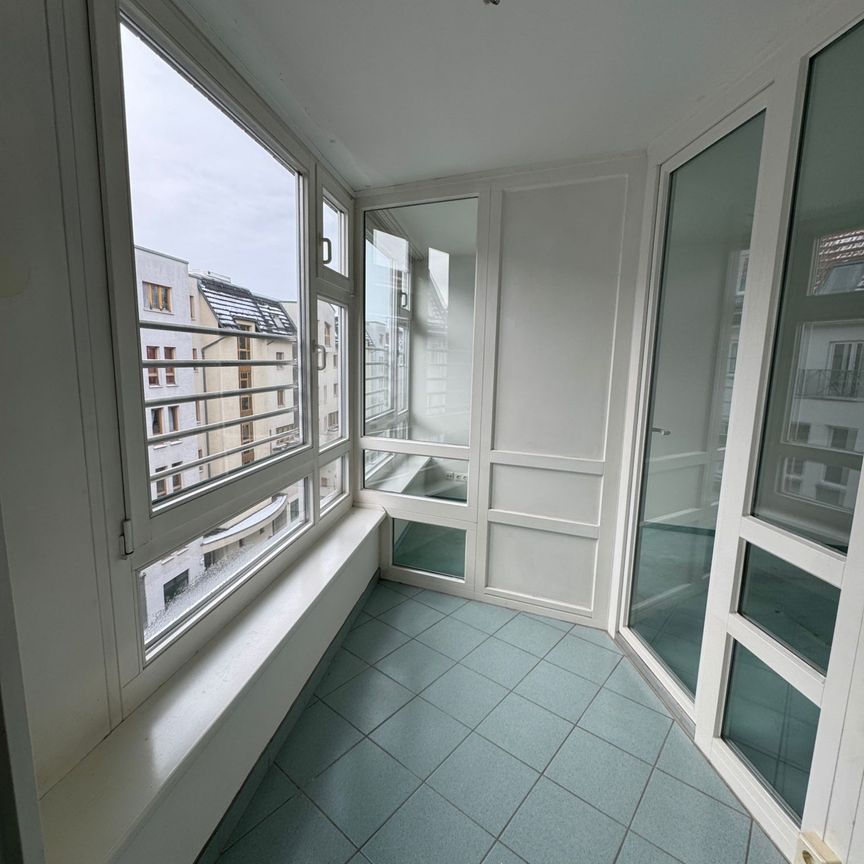 Lichtdurchflutete Wohnung mit Wintergarten – Ihr neues Zuhause in Pankow - Foto 1