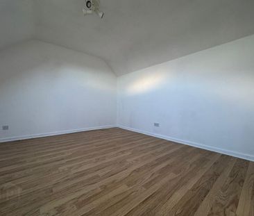 11 Essex Court, Carrickfergus, BT38 7UQ - Photo 3