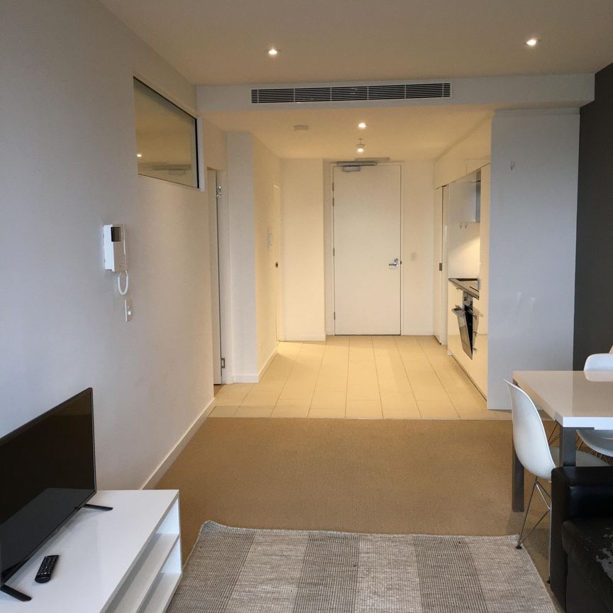 2517/551 Swanston St, Carlton VIC 3053 - Apartment For Rent | Domain - Photo 1