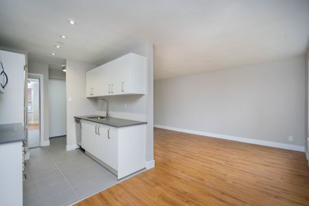 25 Eccleston Drive - Photo 3