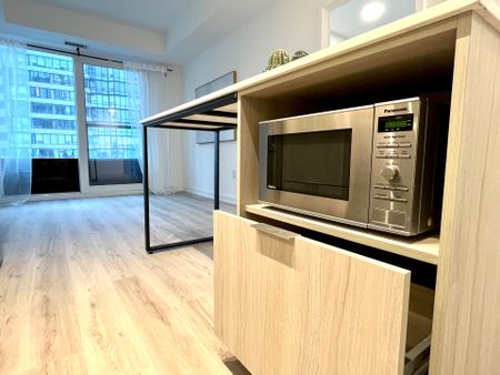 For Lease - 395 Square One Drive Unit# 709, Mississauga, Ontario - Photo 3