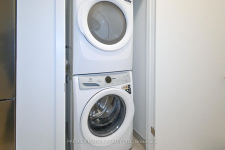 8 Beverley Glen Boulevard condo — Vaughan, ON (1-Bedroom) - 1 Bedroom - Photo 2