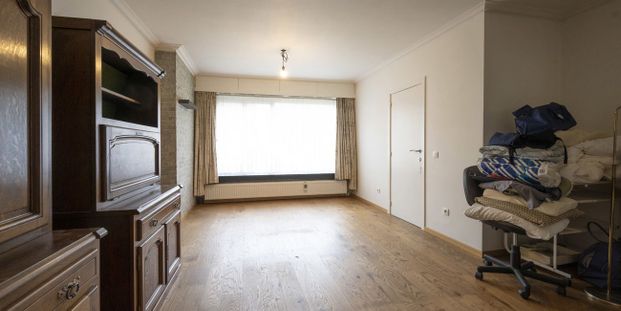 Appartement te huur in Berchem voor € 1.100 met 2 slaapkamers - Photo 1