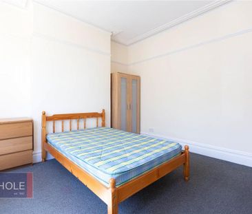 6 bedroom terraced house to rent - Photo 3