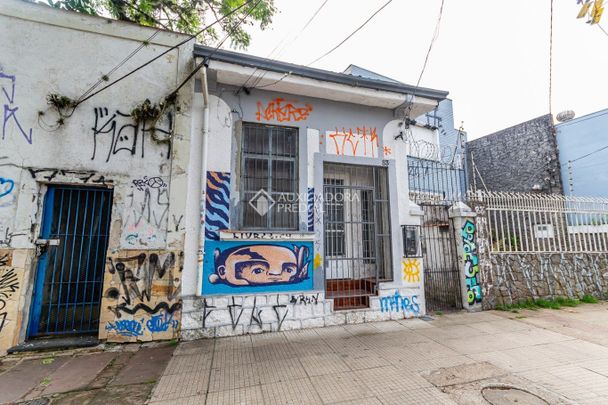 Casa com 2 quartos e 120m² para alugar em Cidade Baixa, Porto Alegre. - Foto 1