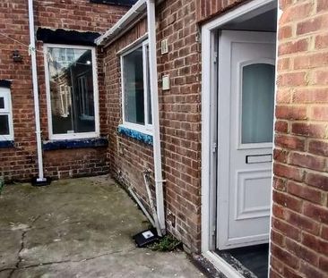 Somerset Cottages, Sunderland, Tyne And Wear, SR3 - Photo 5