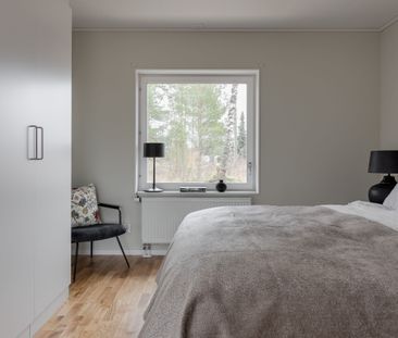 Edith Österlunds gata, Hillerstorp - Foto 4
