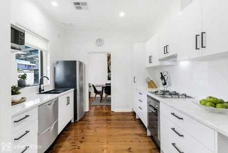 Family Home in Convenient Location - Photo 2